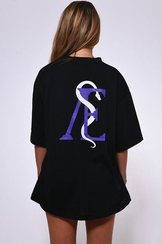 Never trusted SnÆkes Black Tee